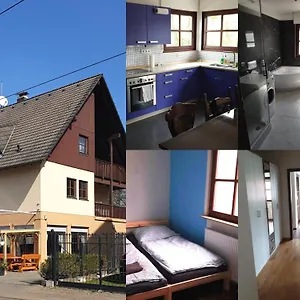 Mit 123qm Für 8 Personen Mit Sehr Großem Garten, Einfache Innen-ausstattung Apartment Leipzig
