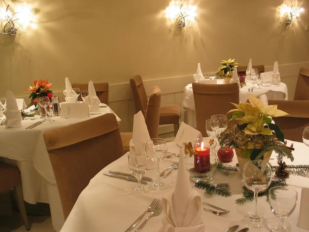 Hotel-Restaurant-Kolb Illertissen 3*,